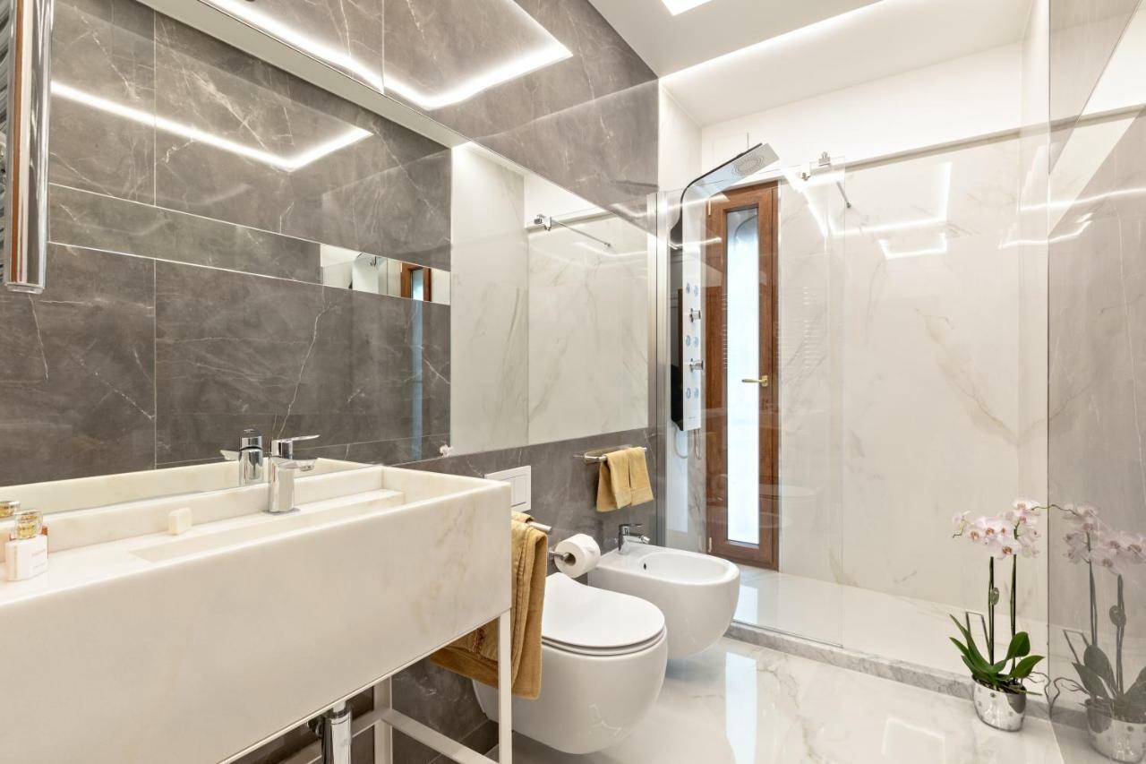 First Class Rome Apartments Екстер'єр фото