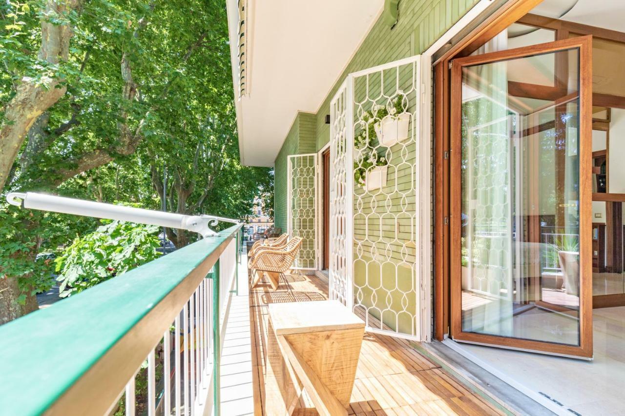First Class Rome Apartments Екстер'єр фото